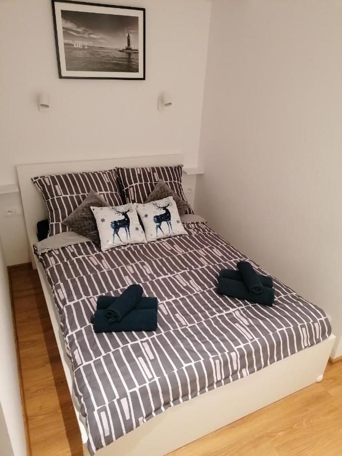 Blue Zet Apartament Сърбиново Екстериор снимка